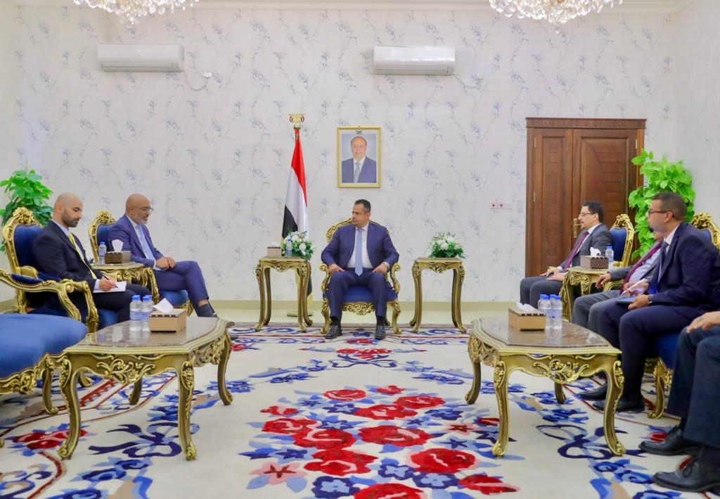 معين عبد الملك يلتقي السفير الهولندي لدى اليمن