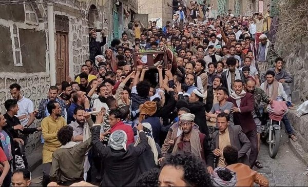 إثر مشاركته بجنازة المكحل .. الحوثيون يختطفون ناشطا مجتمعيا في إب (الاسم والصورة)