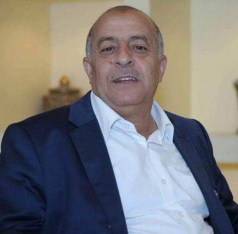 وهو في مقدمة الصفوف بجبهات مأرب.. شاهد آخر صورة للشهيد ”الحاضري”! 