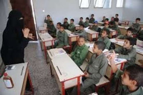 الحوثي يصدر قرار صادم بحق المعلمين ينهي آخر احلامهم والسبب لا يصدق 