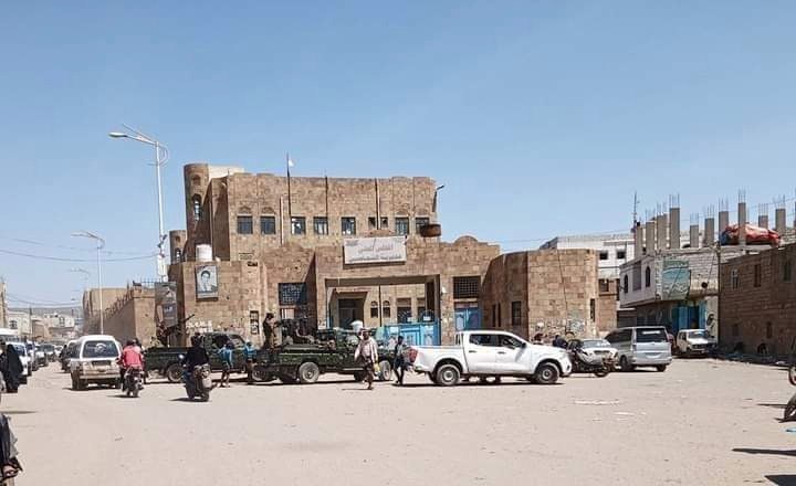 حماية لنشاط المنظمات.. أمنية تعز تقر إجراءات لتأمين منطقة التربة واعتبارها "منطقة خضراء"!