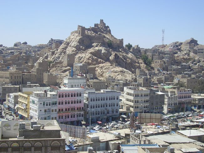 مركز حقوقي: 1540 انتهاك ارتكبتها مليشيا الحوثي بحق المدنيين في البيضاء 