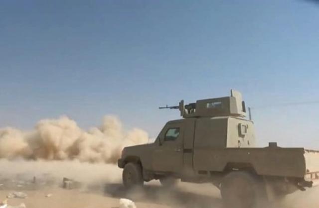 بعد شن هجوما عنيفا على الحوثيين..  الجيش يعلن السيطرة على عدة مواقع في هذه المحافظة! 