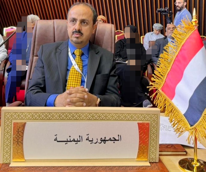الوزير الإرياني: موقف المجتمع الدولي المتراخي ساهم في تعامل مليشيا الحوثي مع عاملي المنظمات الدولية كـ