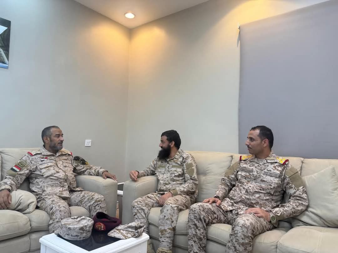 رئيس هيئة الأركان العامة يؤكد ان المعركة مستمرة للقضاء على مليشيا الحوثي