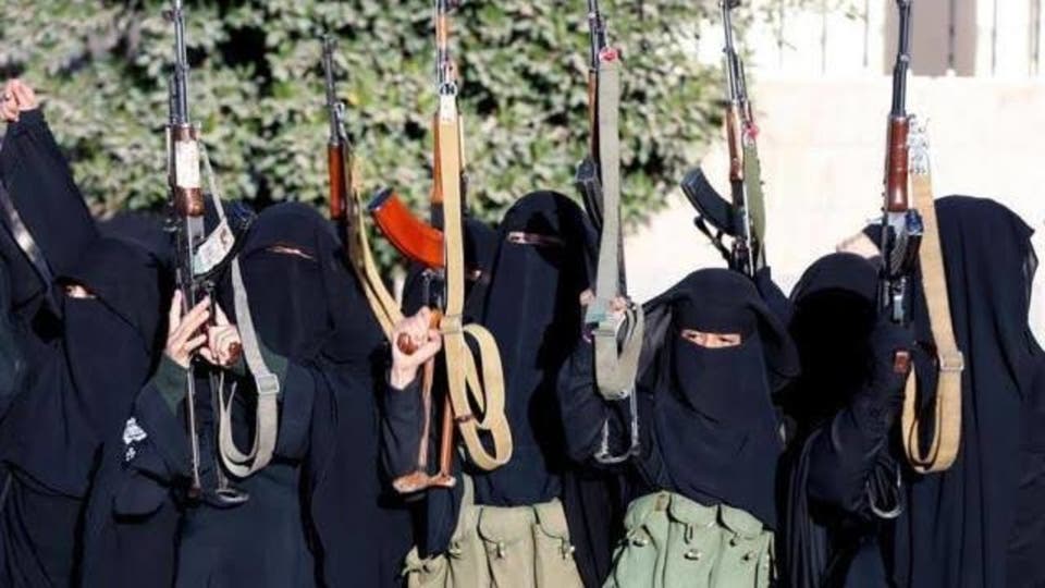 تأسيس كتيبة نسائية مقربة من زعيم الحوثيين وتكليفها بهذه المهمة الخطيرة !