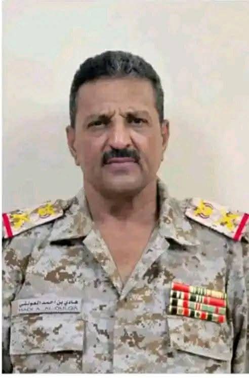 اللواء العولقي يهنئ القيادة السياسية والعسكرية بمناسبة الذكرى الـ 63 لثورة 26 سبتمبر