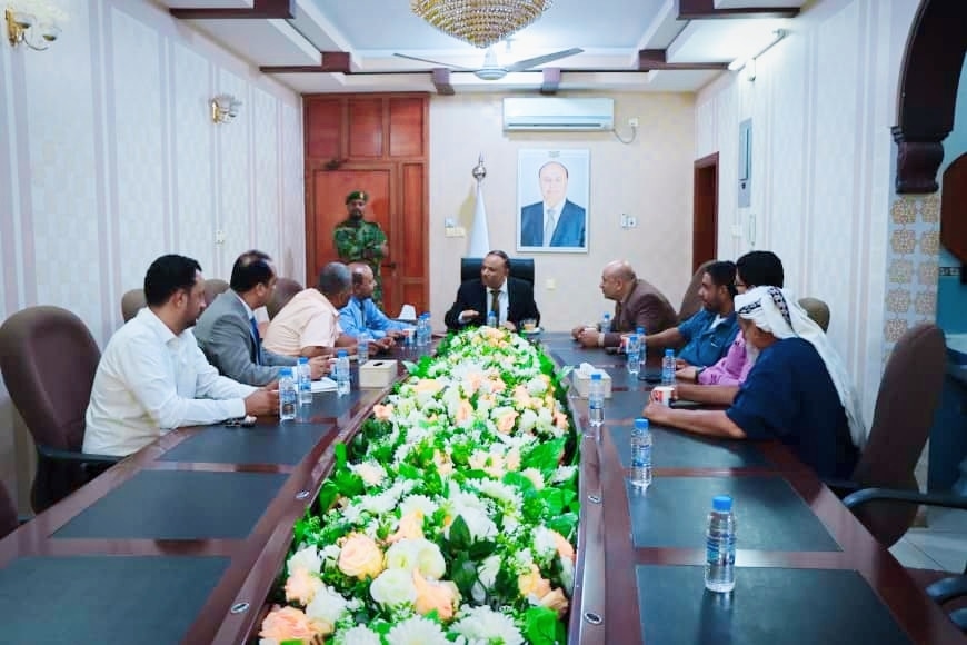 عبد السلام حميد يناقش تفعيل التعاون مع السلطة المحلية في عدن بمجال النقل البري