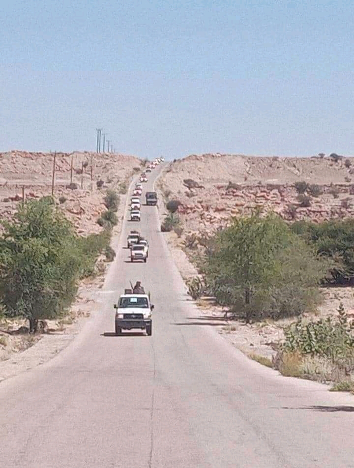 شاهد قوات ضخمة متجهه من شبوة و في طريقها إلى بيحان والساعات القادمة قد تقلب سير المعارك بمأرب 