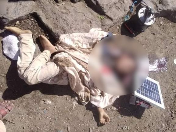 بعد تنفيذ جريمتها.. مليشيا الحوثي تخطف جثة طفل بعد قتله!