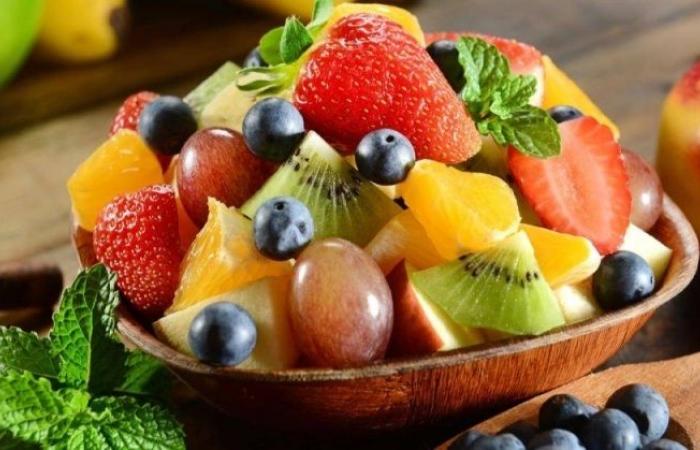 هل تناول الفاكهة بعد وجبات الطعام مباشرة يضر بالصحة؟ .. مجلس الصحة الخليجي يحسم الجدل