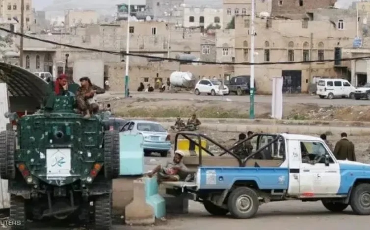 بتهمة التجسس.. مليشيا الحوثي تنفذ حملة اعتقالات ومداهمات استهدفت منازل أجانب في صنعاء