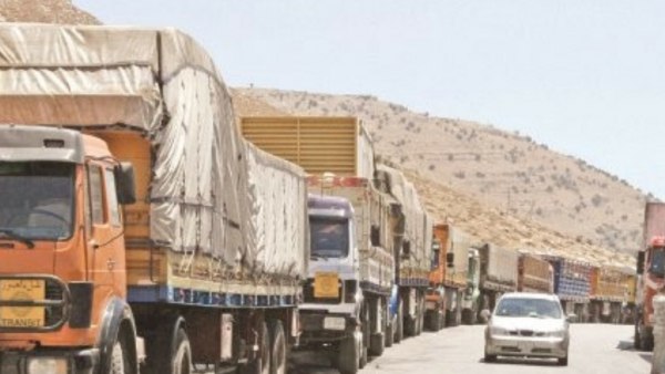 من داخل باص نقل جماعي.. اختطاف مسافرين يمنيين كانوا في طريقهم إلى سلطنة عمان!