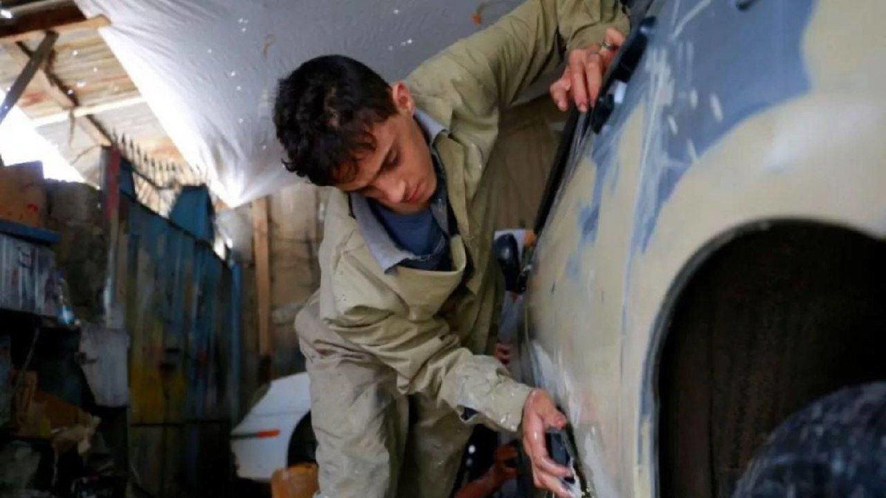 التسرب من التعليم ظاهرة يمنية تتسع.. والفقر هو المتهم الأول!