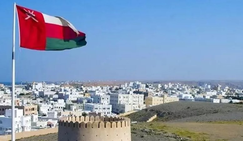 السلطات العمانية تصدر قرار عنصري ضد اليمنيين من هذه الفئات ..( تفاصيل)