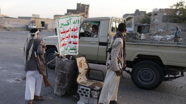 خلافات مليشيا الحوثي تتحول إلى مواجهات ضارية في هذه المدينة