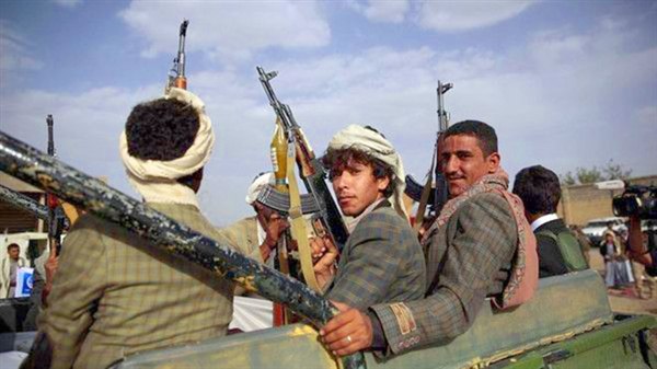 في عقر دار زعيم الحوثيين .. اندلاع مواجهات ضارية وسقوط قتلى وجرحى
