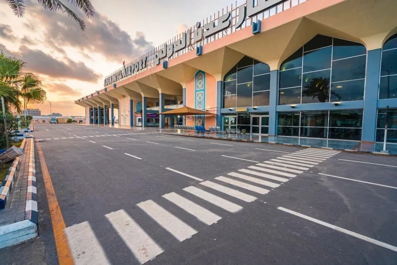 السلطات الأمنية تعلن ضبط خبراء أجانب يعملون لصالح مليشيا الحوثي في مطار عدن