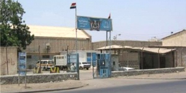 بأوامر من النيابة في المحافظات المحررة .. إطلاق سراح عدد كبير من السجناء لهذا السبب؟!