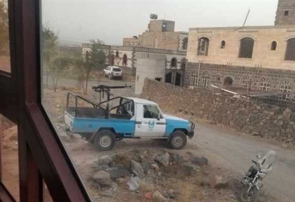 منذ يومين وبحادثة مرعبة .. مليشيا الحوثي تحاصر منزل مواطن في همدان لهذا السبب؟!
