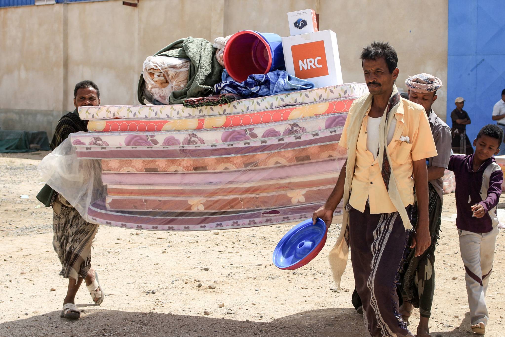 41الف عائلة يمنية نازحة تواجه اتساع الاحتياجات وضعف الحماية