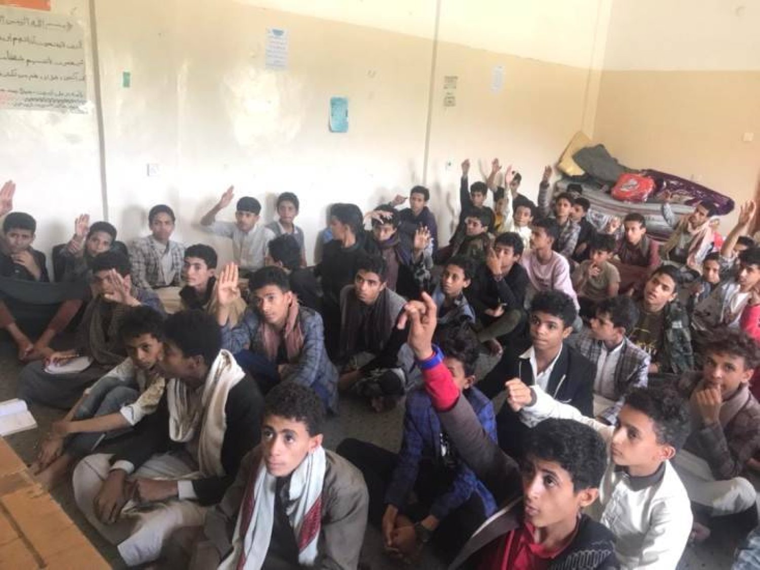 مليشيا الحوثي يحولون معاهد إب إلى معسكرات صيفية