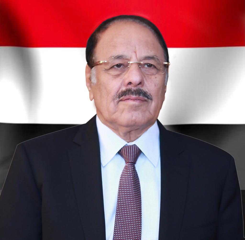 الفريق محسن يطلع على الأوضاع الميدانية في جبهات المحور بصعدة
