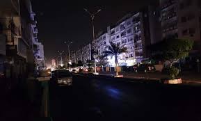 عودة تدريجية لخدمة الكهرباء في "عدن" وسط استمرار الأزمة