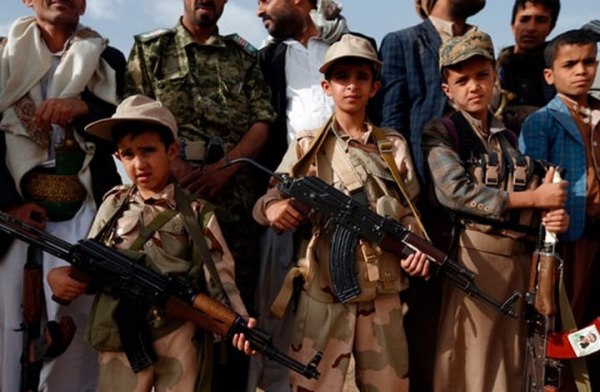 تقرير حقوقي يوثق تجنيد مليشيا الحوثي أكثر من ألفي طفل خلال هذه المدة القصيرة!