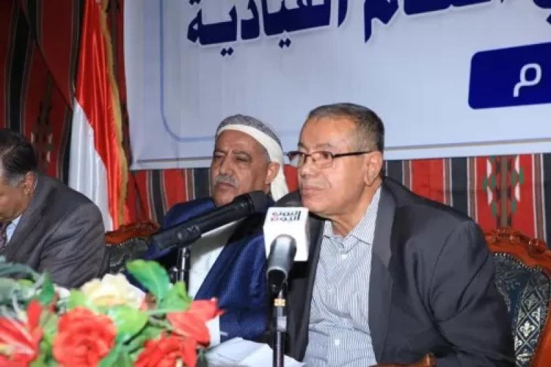 شاهد مليشيا الحوثي تكافئ ”قيادي” هدد رئيس مؤتمر صنعاء بالقتل وابعاد ”نجل صالح” من الحزب