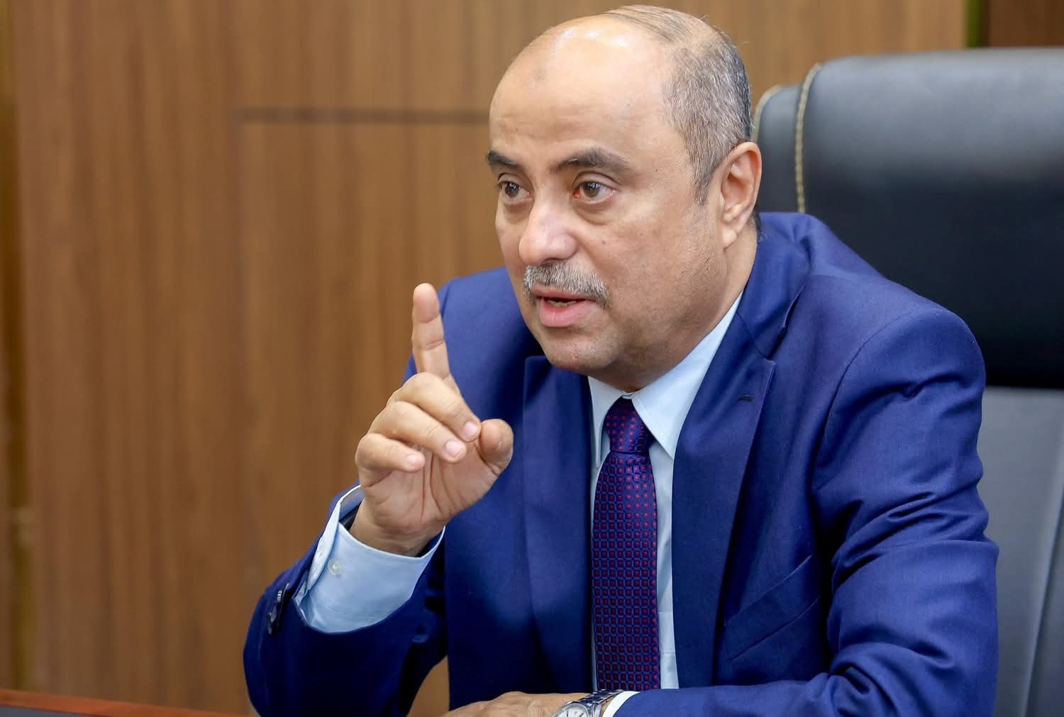 رئيس الوزراء يصدر توجيهات صارمة عاجلة لمراقبة وضبط أسعار السلع الأساسية والمواد الغذائية